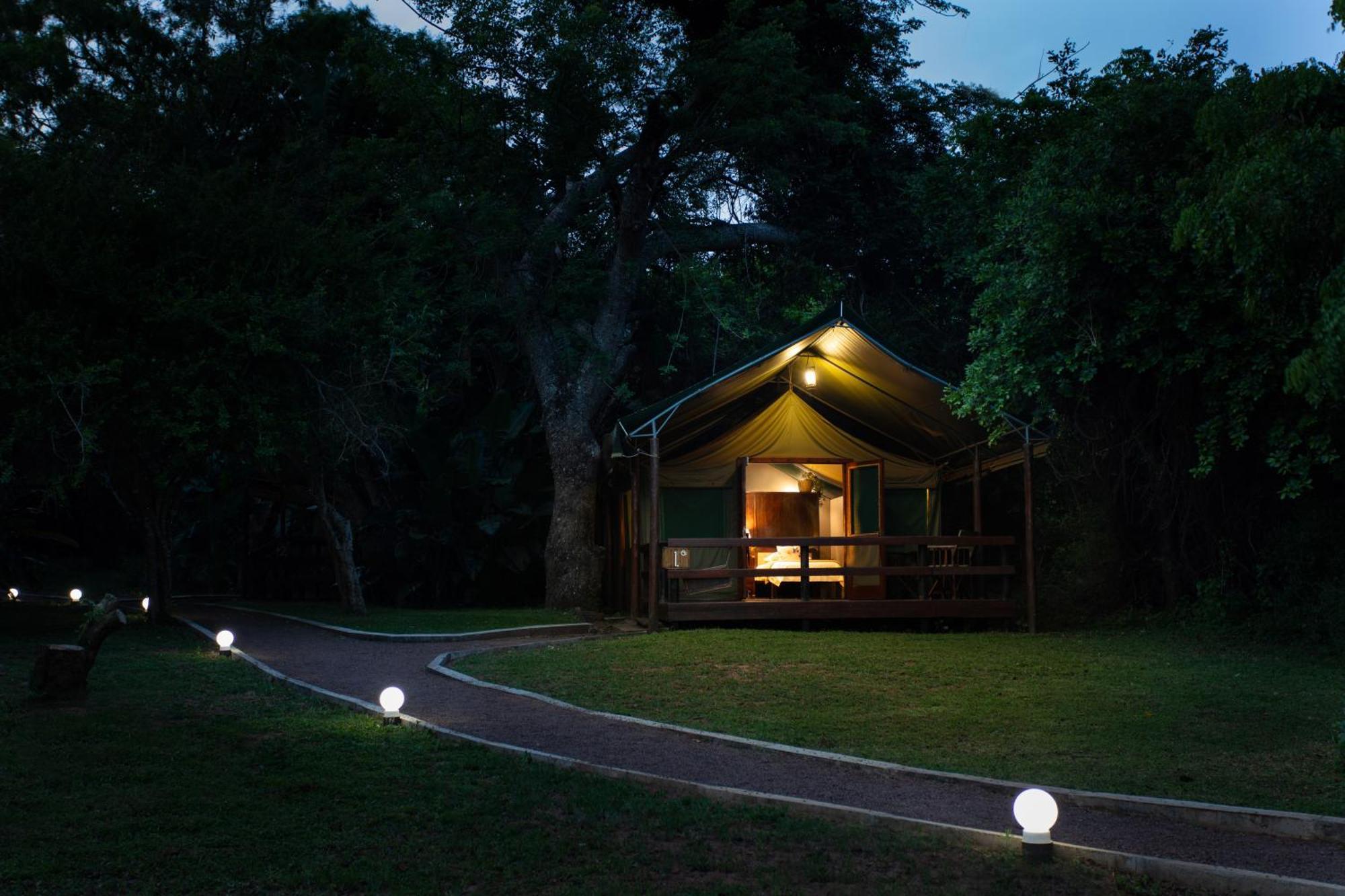 Falaza Game Park And Spa Хлухлуве Екстериор снимка